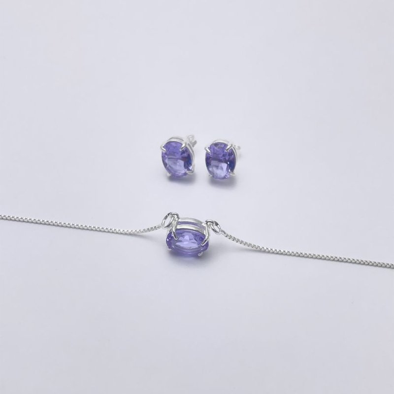 Brinco Prata Oval 7x9mm Zirconia Lilas