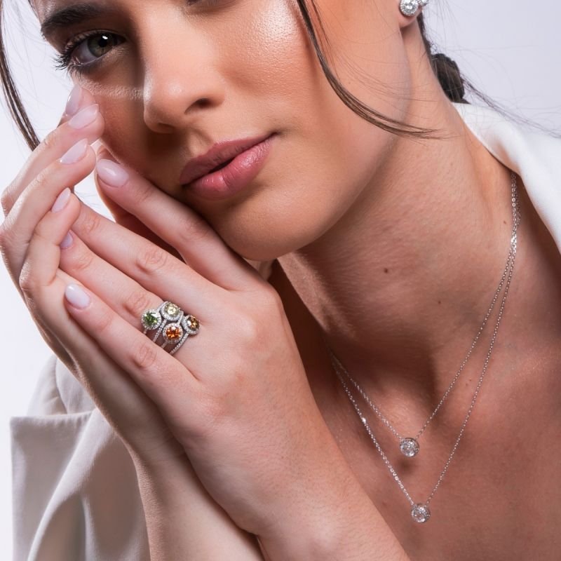 Anel Prata Banhado A Ródio Metade Cravejado C/ Moissanite 6mm Morganite