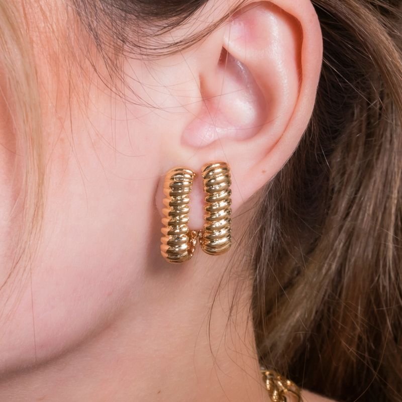 Brinco Ear Hook Gominhos 23x6mm